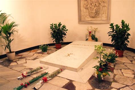 Tomb of Pope John Paul II (d.2005) - Go Historic