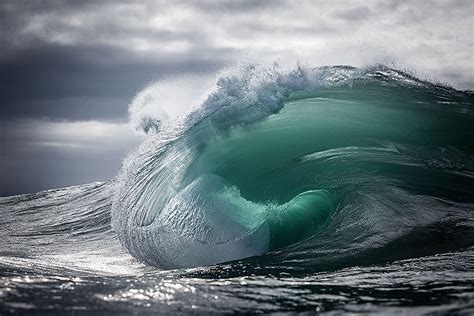 The Majestic Power Of Ocean Waves Captured by Warren Keelan | DeMilked