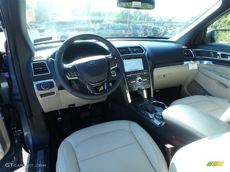 2018 Blue Metallic Ford Explorer Limited 4WD #129387673 Photo #12 | GTCarLot.com - Car Color ...