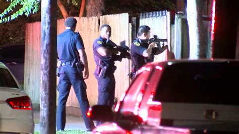 Dad shot, kids held hostage during home invasion in NW Houston - ABC13 ...