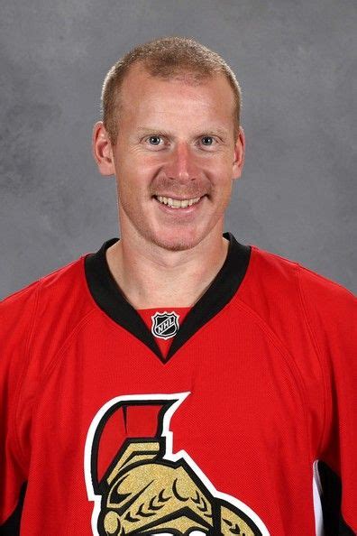 Daniel Alfredsson Photos Photos: 2007 NHL Headshots | Daniel alfredsson, Nhl, Headshots