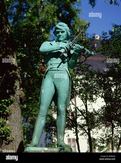 Statue of violinist Ole Bull Bergen Norway Scandinavia Europe Stock ...