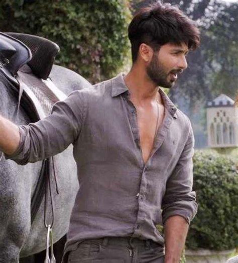 Discover more than 152 shahid kapoor latest hairstyle photos best - POPPY