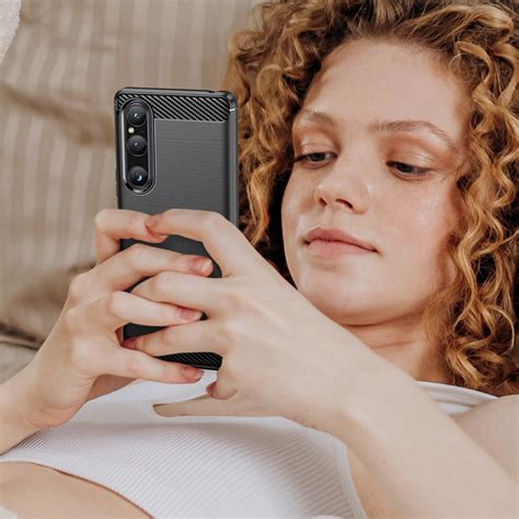 Carcasa Flexible Carbon compatibila cu Sony Xperia 1 V Black - eMAG.ro