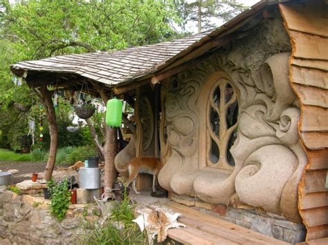 10 Best Cob Houses and the Benefits of Building One