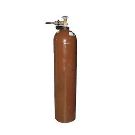 Helium Gas & Cylinders - Helium Gas Cylinders Manufacturer from Jaipur