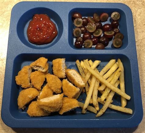 Chicken nuggets, fries, ketchup, grapes. *** Toddler meals, toddler food, kid food, kid recipes ...