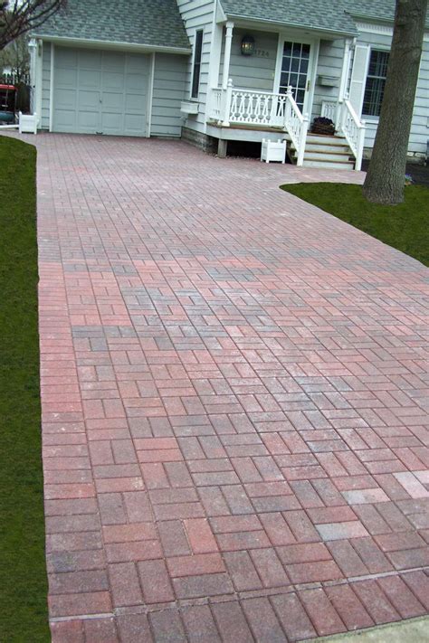 Red/Charcoal Color Holland Paver Driveway, Basket Weave Pattern | Brick ...