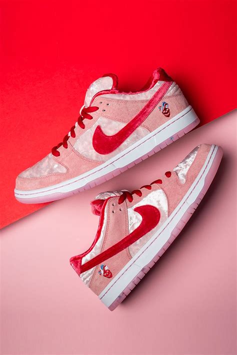 Nike Shoes - Stadium Goods | Sneakers fashion, Swag shoes, Hype shoes