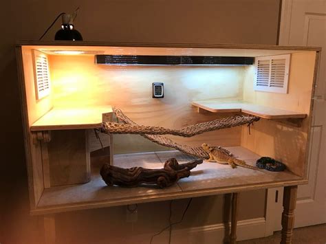 DIY bearded dragon enclosure | Diy bearded dragon enclosure, Bearded dragon terrarium diy, Diy ...