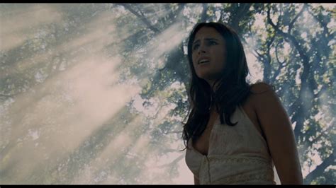 Jordana Brewster in The Texas Chainsaw Massacre: The Beginning - Horror actrices photo (42921308 ...