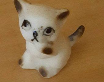 Vintage 50s Porcelain Kitten Figurine | Etsy | Cats, Animals, Vintage