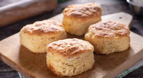 Scones vs Biscuits (What’s the Difference) – The Dough Academy