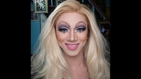 DRAG QUEEN MAKEUP TUTORIAL FOR BEGINNERS - YouTube