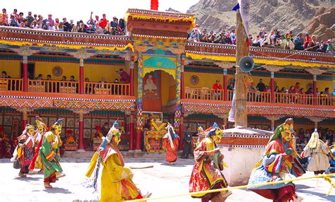 Leh Hemis Festival: Of Magic and Masked Dances | MakeMyTrip Blog