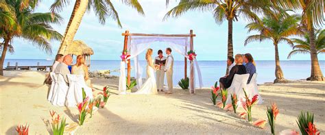 Victoria House Resort & Spa | Get Married in Paradise