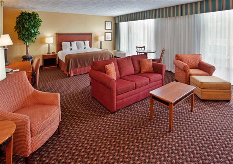 Discount Coupon for Holiday Inn Downtown - Lincoln in Lincoln, Nebraska ...