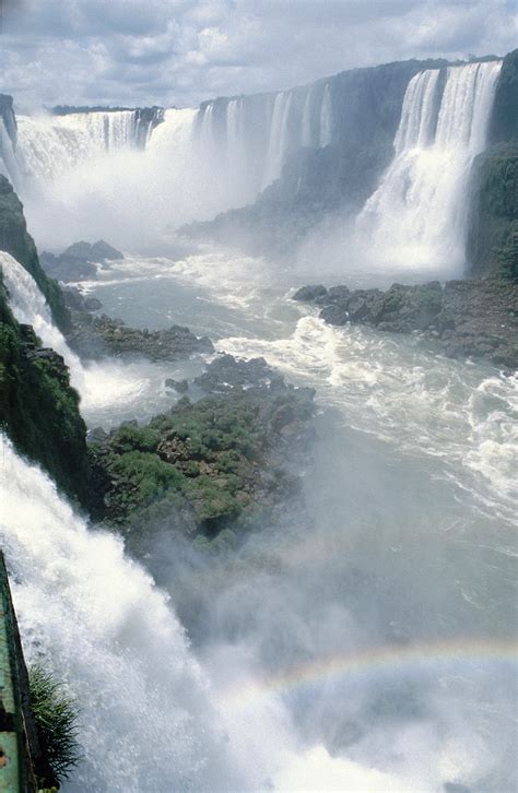 Iguazu Falls - Wikipedia