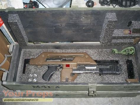 Aliens Pulse rifle replica prop weapon