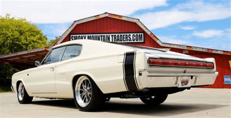 Beautiful Custom Built 1966 Dodge Charger R/T | Dodge charger, Dodge muscle cars, Classic cars