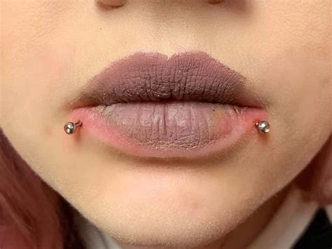 Snake Bites Piercing 55 Image Ideas Pros & Cons Care Lips - Right Piercing