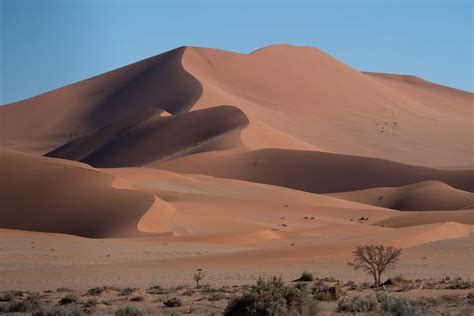 How to Visit Sossusvlei Sand Dunes and Sesriem Canyon, Namibia