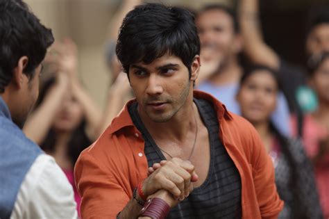 Humpty Sharma Ki Dulhania (2014)