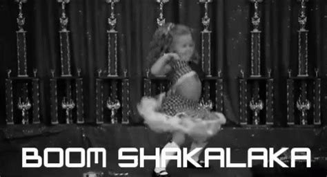 Boomshakalaka Honeybooboo GIF - Boomshakalaka Honeybooboo Dance ...