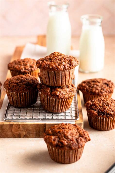 Healthy breakfast Muffins (One Bowl) - Rich And Delish