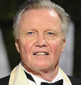 Jon Voight Defends Brad Pitt's Mom After She Receives Death Threats ...