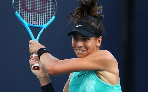 Tennis Player Isla Tomljanovic / Three to See, French Open Day 3: Halep-Tomljanovic; Del ...