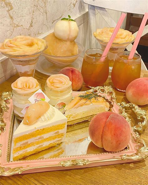 Peach Desserts, Cute Desserts, Fruit Desserts, Tiramisu Cheesecake, Strawberry Cheesecake ...