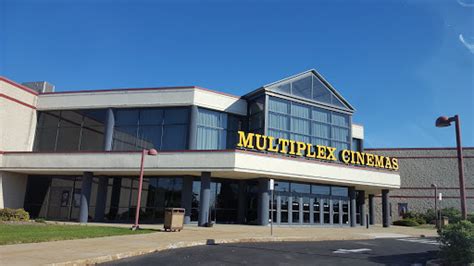 Movie Theater «Farmingdale Multiplex Cinemas», reviews and photos, 1001 Broadhollow Rd, East ...