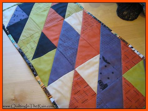 Autumn Table Runner | Quilting in the Rain