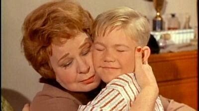 Bobby Buntrock: The Tragic Death of the Young Star of TV's “Hazel ...