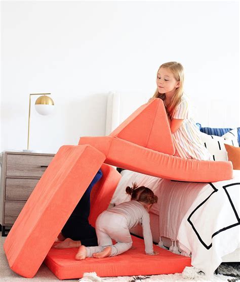 Nugget: furniture or fort? | Business | newsoforange.com