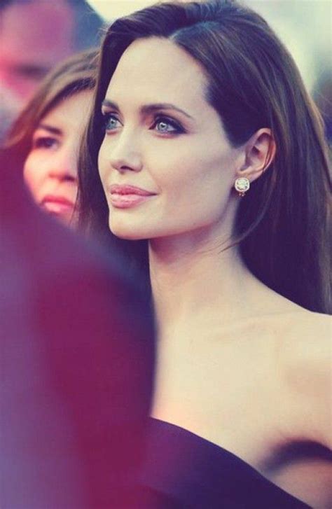 Angelina Jolie - Kinder und Familienleben machen sie glücklich - Freshideen | Cabelo e maquiagem ...