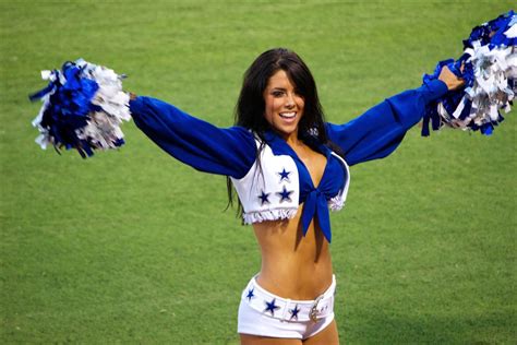 The 10 Hottest Dallas Cowboys' Cheerleaders Ever