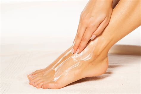 15 Tips for Caring for Your Diabetic Feet | Foot & Ankle Specialists of ...