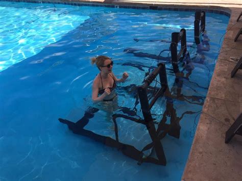 The benefits of an underwater treadmill | Thoughts and Pavement