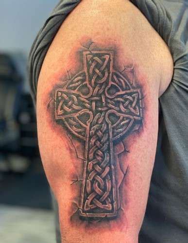 Celtic Cross Tattoo Meaning: Powerful Symbolism - InkCites