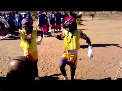 Pedi women dance at GaPhoto Lethole 1 - YouTube | Dance, Traditional ...