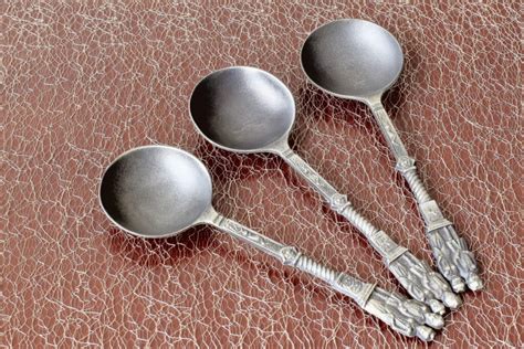 Antique Spoons: Identification, Types & Value Guide (2023)