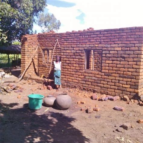 Lift Up | 8 Houses in Malawi Villages | Housing