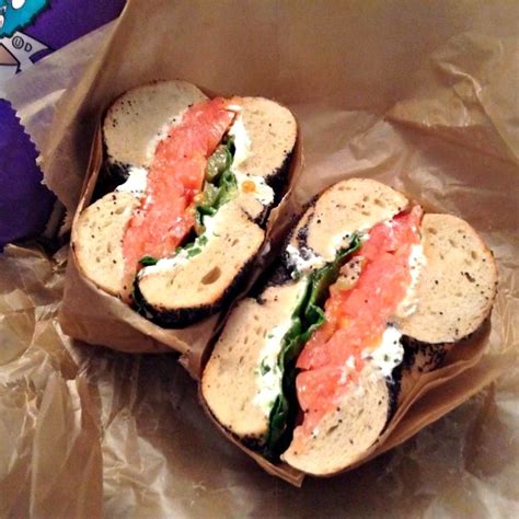 The 7 Best Bagel Shops In Manhattan, New York, USA - GastroTurfing.