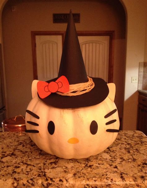 Hello Kitty Halloween Pumpkin | Hello kitty pumpkin, Hello kitty ...