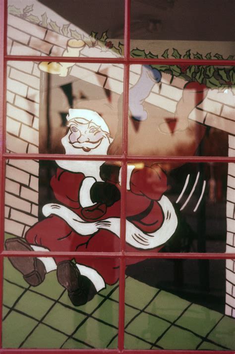 Christmas window paintings | Christmas scenes painted on win… | Flickr