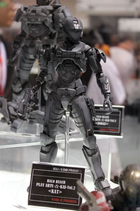 Square-Enix Halo Reach L.E. Action Figures | Halo Costume and Prop ...