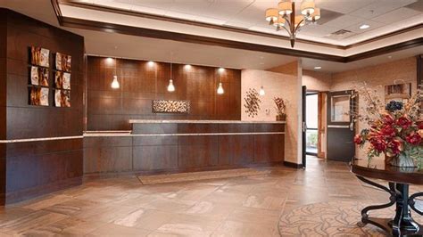 BEST WESTERN PLUS BLOOMINGTON HOTEL - Updated September 2024 - 142 Photos & 107 Reviews - 1901 ...