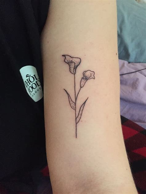 my first lil baby tattoo, done by Kade Durant at No Regrets in Champaign, IL. sorry for all the ...